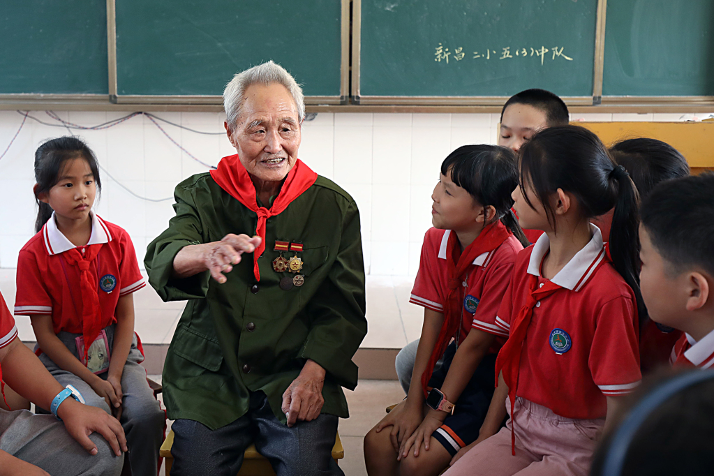 初中生开学随笔_初中第一天开学随笔_开学初中一天随笔300字