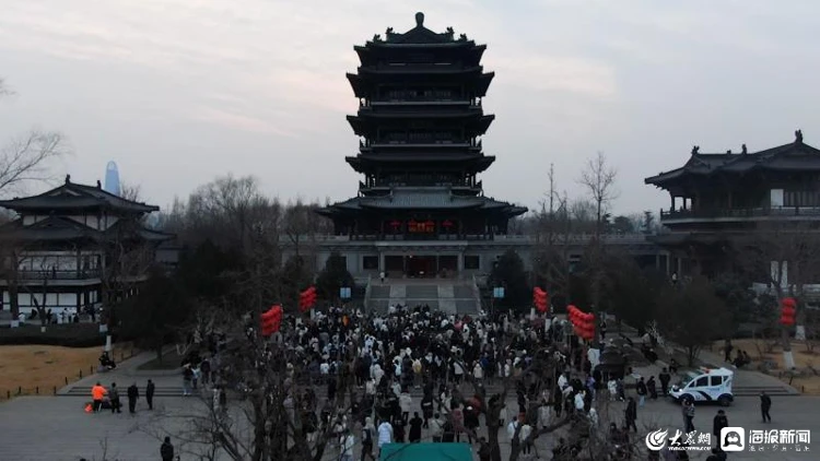 大明湖超然楼门票在那个门买_大明湖超然楼门票多少钱_大明湖超然楼哪个门