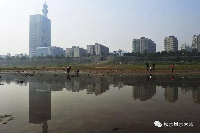 风水房子缺角是什么样的_风水房子的西北角放石头好吗_把边的房子风水