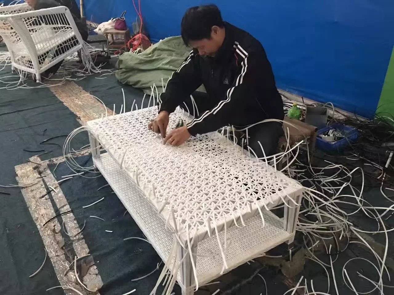 pe藤编家具_家具藤编门制作过程_家具藤编可替换成什么