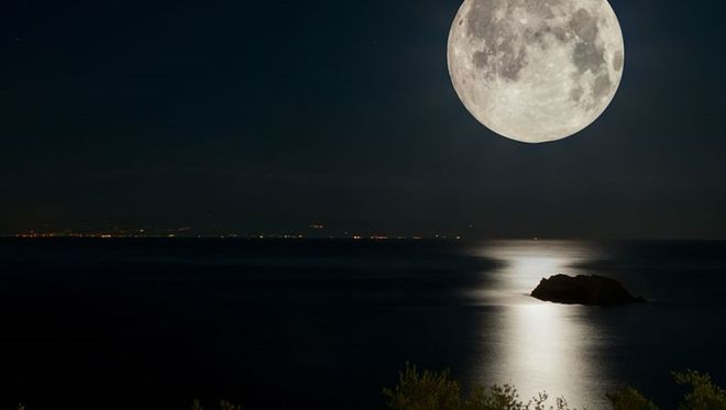 春江花月夜宫体诗_宫体诗 春江花月夜_春江花月夜是宫体诗的救赎吗